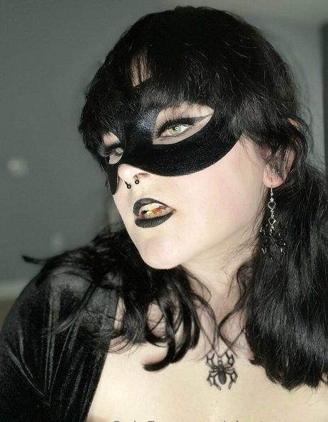 giantessgrey Sex auf OnlyFans