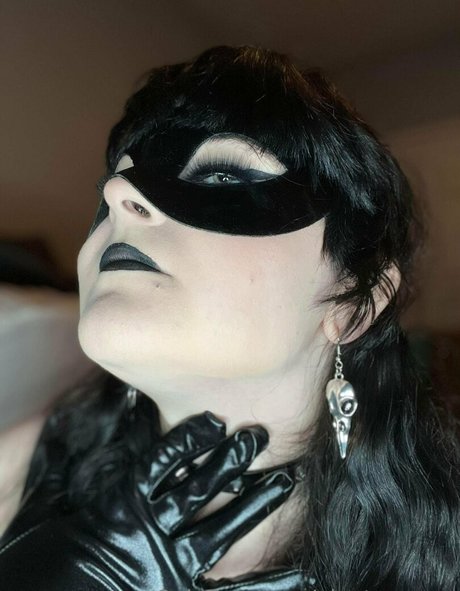 giantessgrey NSFW OnlyFans