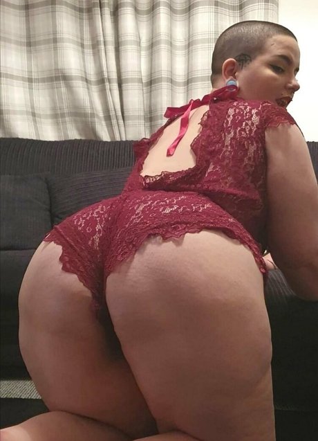 little m0th Nacktbilder von OnlyFans