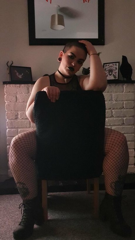 little m0th Nacktbilder-Leaks von OnlyFans