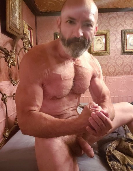 troymontana14 OnlyFans Nacktbilder