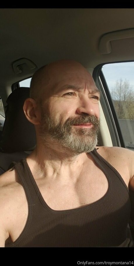 troymontana14 OnlyFans-Leaks