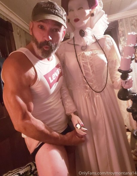 troymontana14 OnlyFans Leaks Gratis
