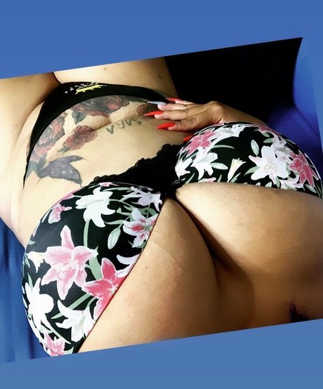 SaRa Chubby OnlyFans Beiträge