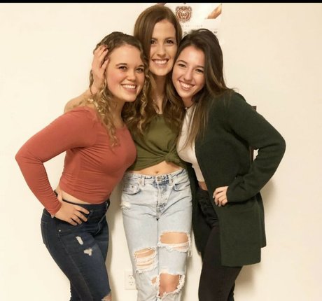 IRLgirls Nacktbilder von OnlyFans geleakt