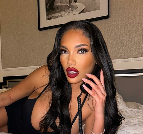 Carina Griff OnlyFans gratis