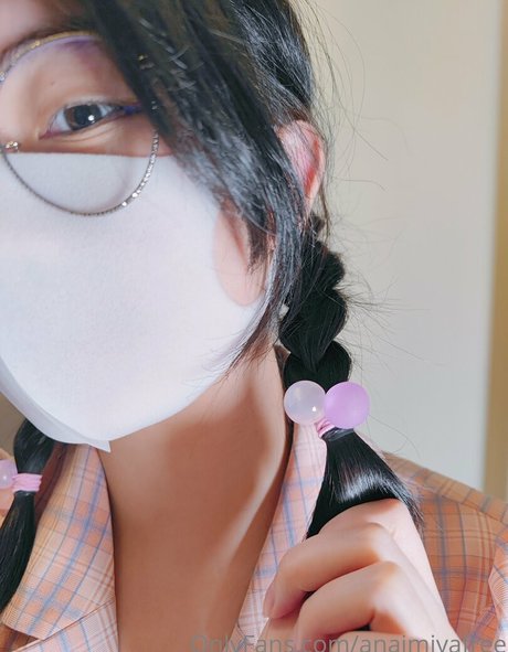 anaimiyafree OnlyFans Striptease