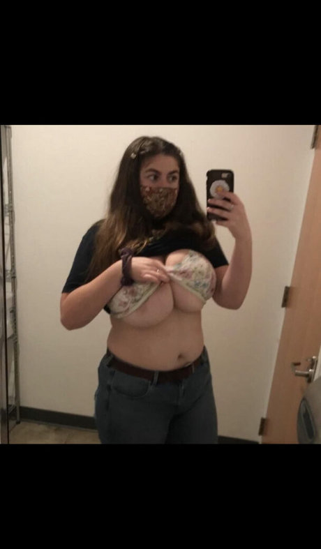 Summie Geleakte OnlyFans-Inhalte