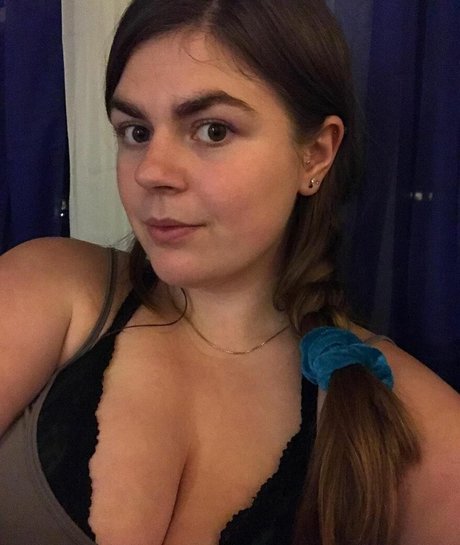 Summie OnlyFans Lesbisch