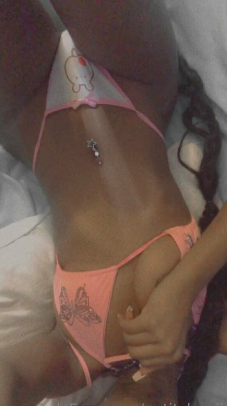 petitchepii OnlyFans Leaked Gratis