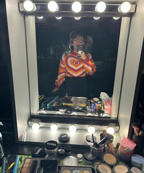 Yinsu Collins OnlyFans Fotos