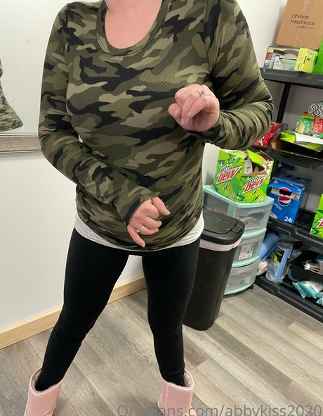 abbykiss2020 Sex auf OnlyFans