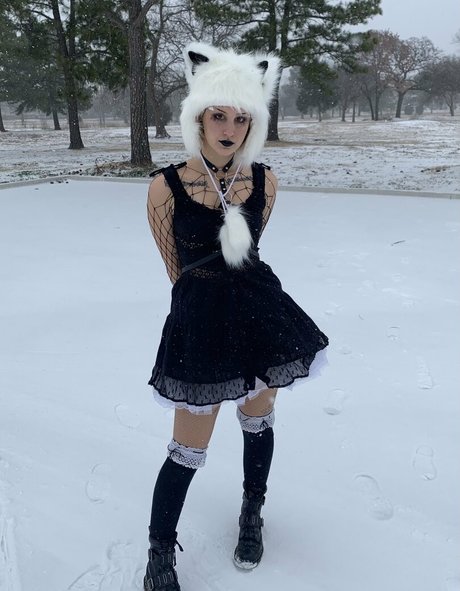 alienslush Leaks von Nacktbildern auf OnlyFans