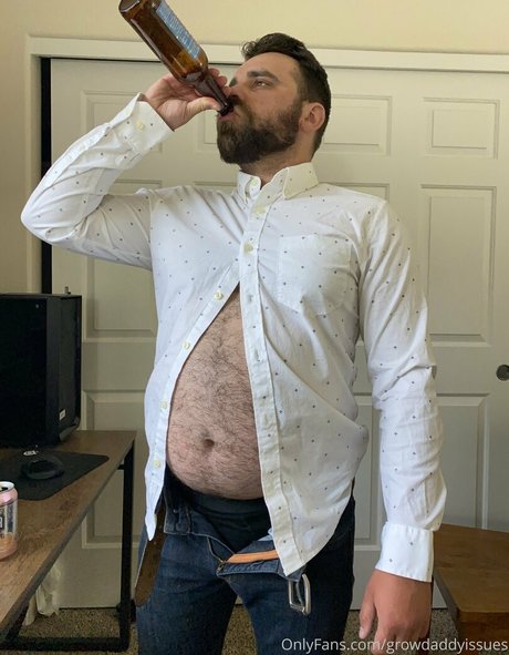 daddyissuespdx OnlyFans Bilder geleakt