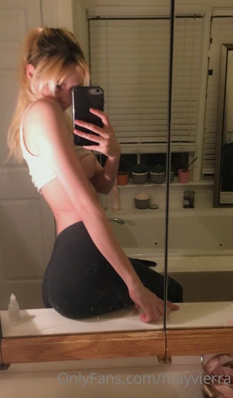 mayvierra OnlyFans-Bild