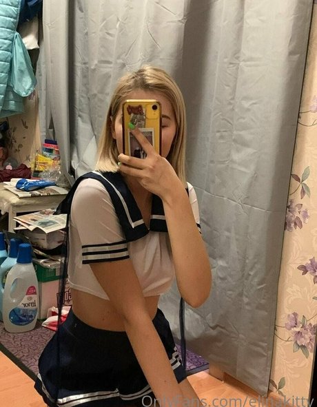elinakitty Leaked OnlyFans Bilder