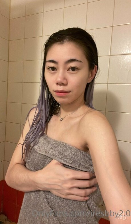 iresbby2 0 OnlyFans-Leak