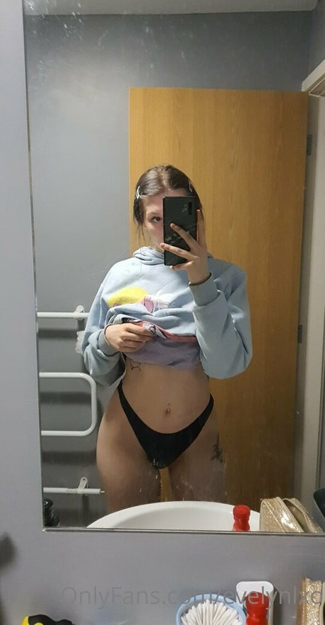 elysiafayex XXX OnlyFans