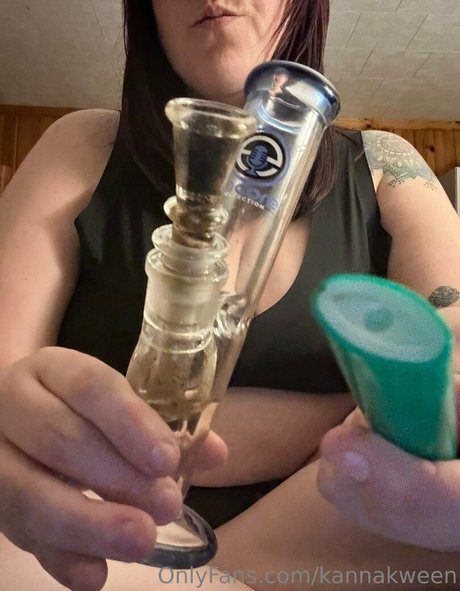 kannakween Nacktpornos auf OnlyFans