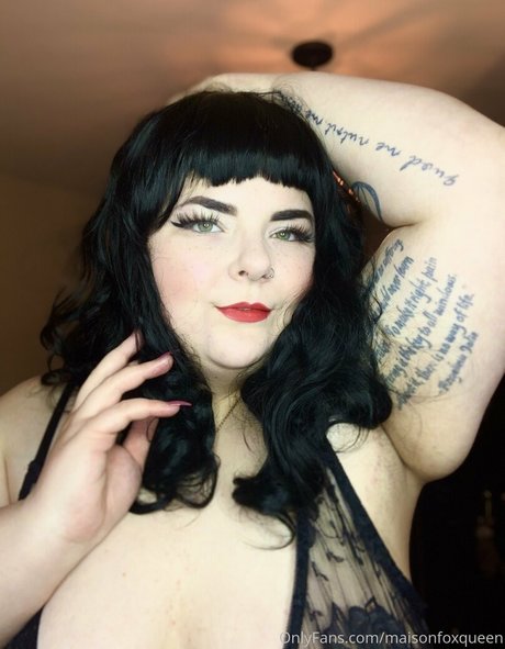 maisonfoxqueen OnlyFans-Leaks