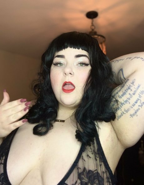 maisonfoxqueen OnlyFans Striptease