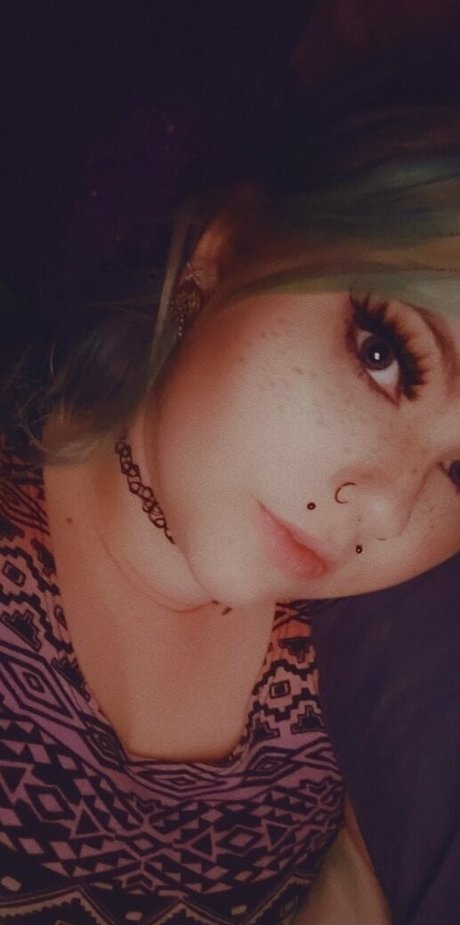 nikkimonstrosity Nacktbilder OnlyFans geleakt