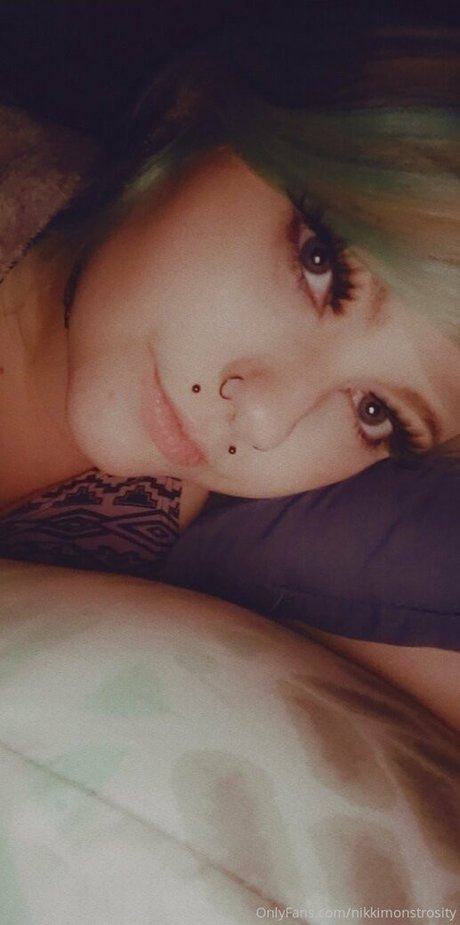 nikkimonstrosity Nackt auf OnlyFans Leaks