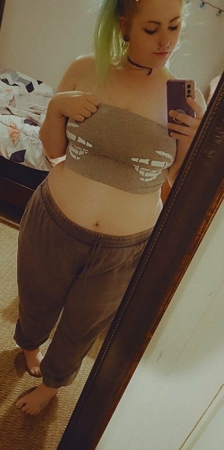 nikkimonstrosity Profilbild