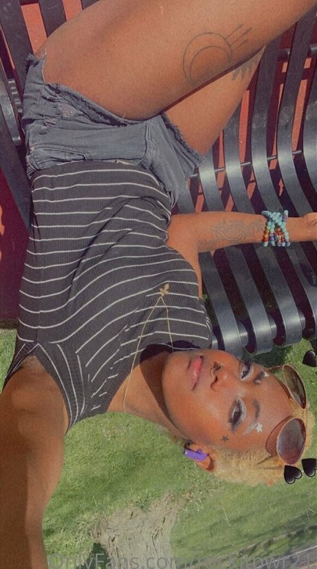 rockitpwr21 OnlyFans Bilder