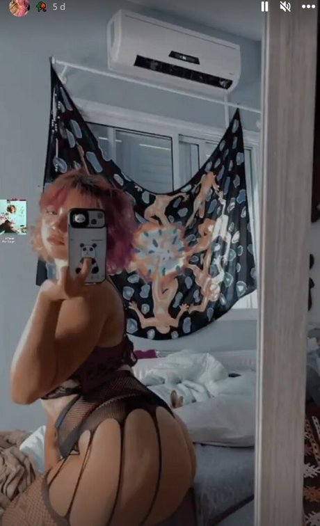 babygirlwantsdick Nacktbilder geleakt