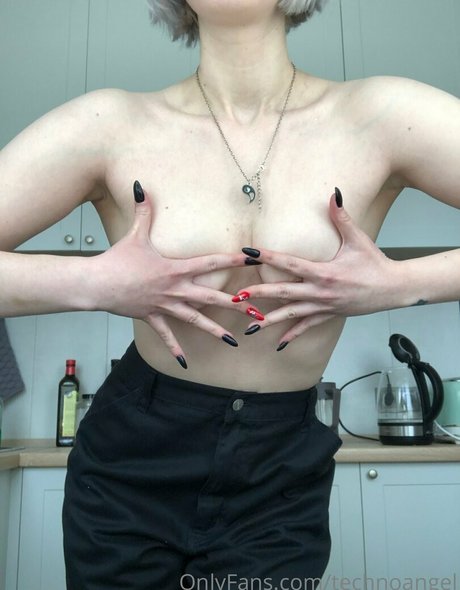 technoangel XXX OnlyFans