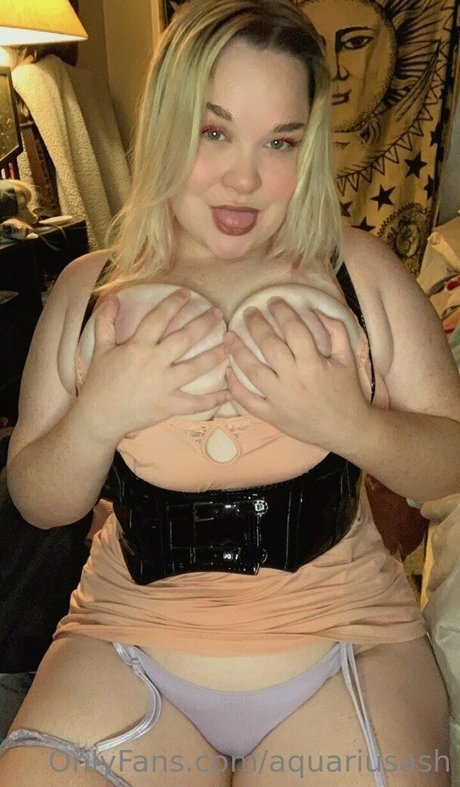 aquariusash OnlyFans X