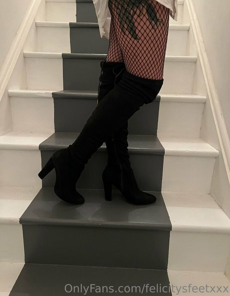 felicitysfeetxxx OnlyFans Leaj