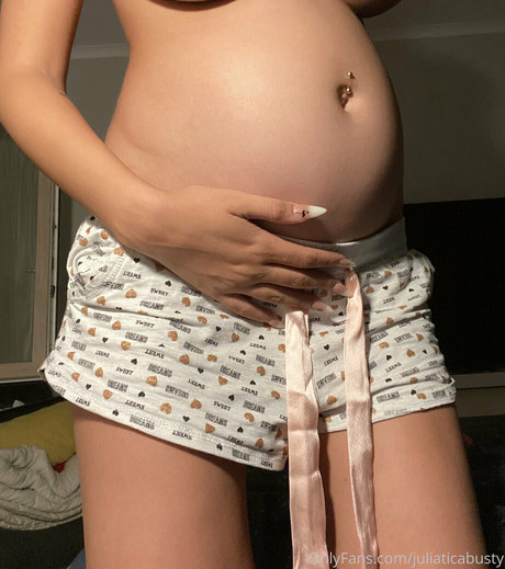 juliaticabusty XXX OnlyFans