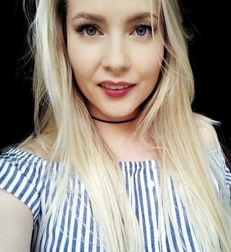 Laura Nieminen OnlyFans X