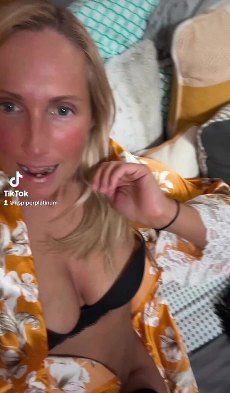 piperplatinumvip OnlyFans Strip