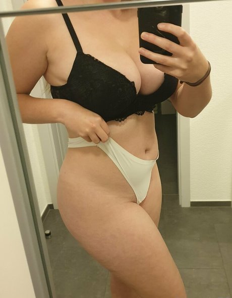 noemi 70 Nacktbilder von OnlyFans geleakt