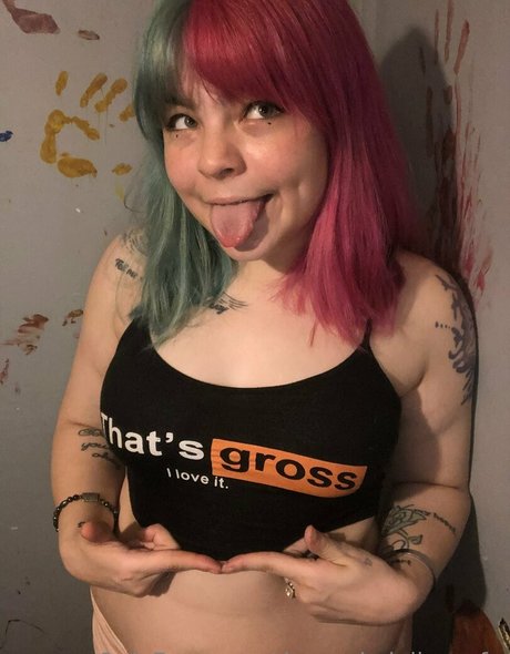 demonicdollyyysfw OnlyFans Inhaltstyp