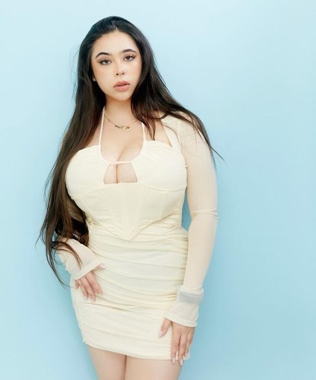 Reema Rochelle Nacktpornos auf OnlyFans