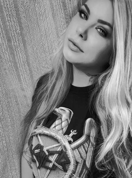 erszebetbathory666vip Leaked OnlyFans Bilder