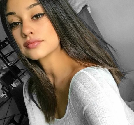 Yvette Monreal OnlyFans Strip