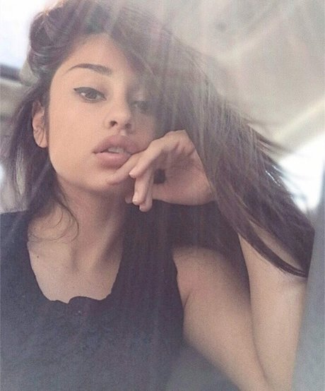 Yvette Monreal OnlyFans Bilder