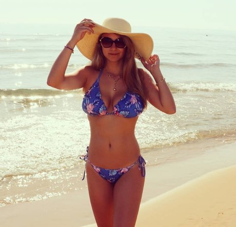 Eveline Do OnlyFans Leak