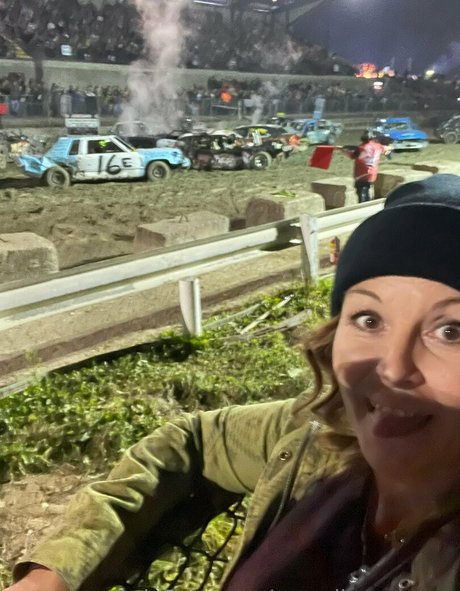 canadian cougar OnlyFans