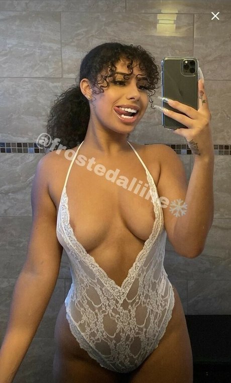 frostedaliine OnlyFans-Leaks