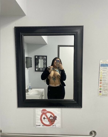 Misty Blue OnlyFans Nacktbilder