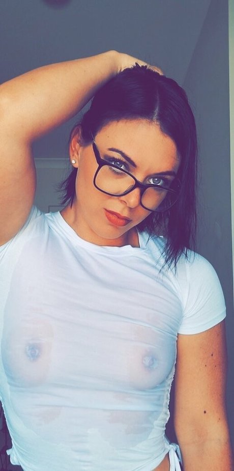 MissPeachyFit OnlyFans geleakte Brüste