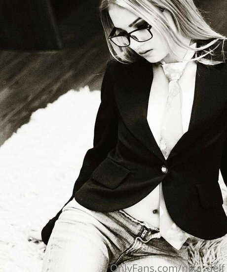 nika delf Leaked OnlyFans Nacktbilder