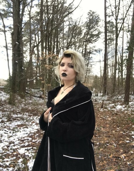 lilbaphomet Nacktpornos auf OnlyFans