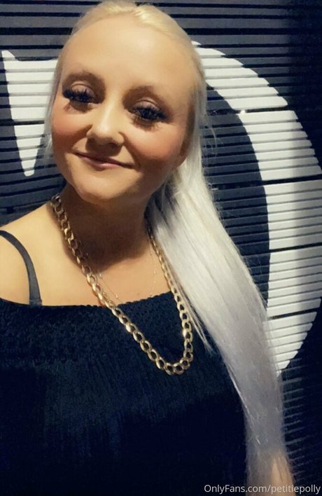 petitiepolly OnlyFans Leak